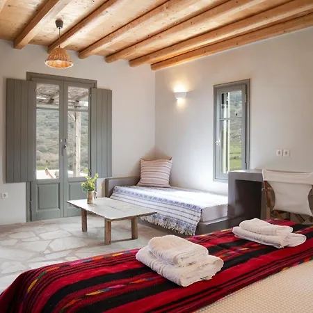 Under The Linden Tree Tinos Guest House Koumaros Exterior photo