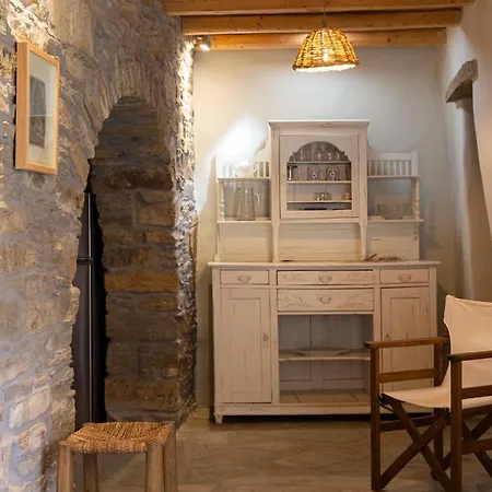 Under The Linden Tree Tinos Guest House Koumaros Exterior photo