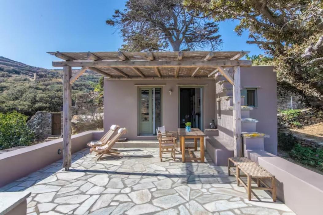Country house Under The Linden Tree Tinos Koumaros